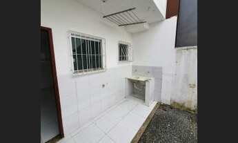 Imagem 7: Casa para venda possui 85 metros quadrados com 2 quartos em Vila Capri - Araruama - Rio de