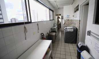 Imagem 7: Apartamento Ed. Casa Grande Ubaias 225 m2 com 4 quartos em Casa Forte - Recife - PE