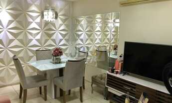 Imagem: Casa duplex em condomínio com três quartos