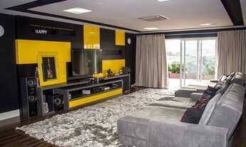 Imagem 3: Casa de condomínio sobrado para venda possui 750 metros quadrados com 4 quartos