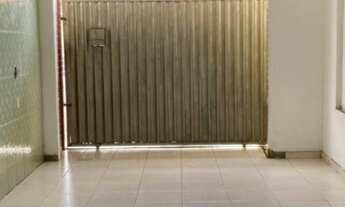 Imagem: Casa ampla em dois pavimentos. R$ 450.000,02