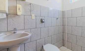 Imagem 6: Ótimo galpão com doca e estacionamento privativo. E mais, com 4 lofts na parte de cima alu