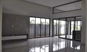 Imagem 2: Casa no condomínio Alphaville Uberlândia térrea para venda com 230 metros quadrados com 3