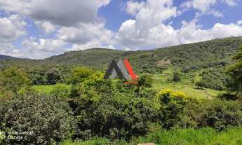 Imagem 3: Sítio totalmente RÚSTICO em Itatiaiuçu