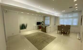 Imagem 2: Magnífico apartamento 4 quartos 2 suítes 2 vagas na quadra da Praia de Icaraí