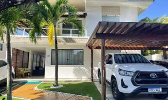 Imagem 2: Linda casa Finamente de corada Abrantes, 4/4 sendo 3 suítes. Condomínio fechado com infrae