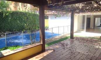 Imagem: Casa com 3 suites para alugar, 246 m² por