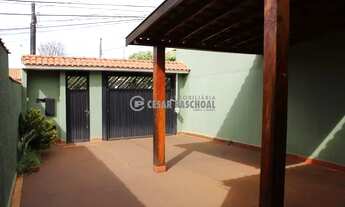 Imagem 2: Casa Térrea Monte Alegre Linda Casa 03 dormitorios, sendo 1 suite c/ armarios 02 ambiente