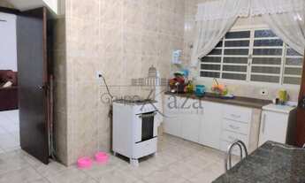 Imagem 4: Casa Sobrado - 4 Dormitórios / 2 Suítes - 156,25m² - Bosque dos Eucaliptos - Reserva do