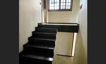 Imagem 6: Sobrado com 4 dormitórios para alugar, 350 m² por R$ 5.500,00/mês - Zona 07 - Maringá/PR