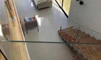 Imagem 5: Casa de condomínio para venda tem 240 metros quadrados com 4 quartos