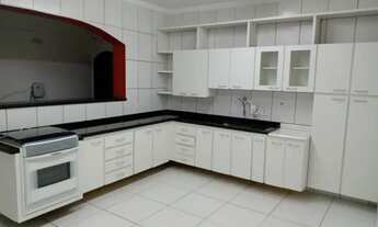 Imagem 7: Sobrado com piscina garagem churrasqueira e muito espaço