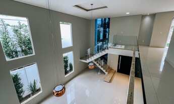 Imagem 4: Casa com 4 dormitórios à venda, 256 m² por R$ 2.000.000,00 - Jardins Roma - Uberlândia/MG