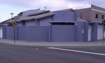 Imagem 3: Casa de linda arquitetura