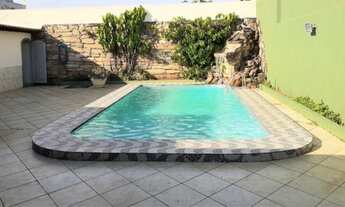 Imagem 1: Casa em Itapuã Casa com 3 dormitórios