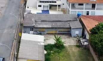 Imagem 1: ARNIQUEIRAS: LOTE RES/COMERCIAL, 950M2 ( 2 FRENTES e SENDO 50x19) CASA, IPTU PRÓPRIO, RUA