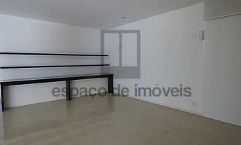 Imagem 7: Casa em condomino com projeto moderno e muito verde