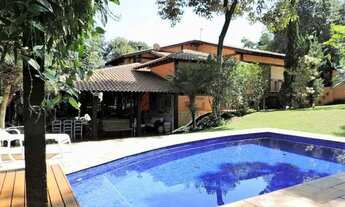 Imagem: Casa 466 m² 4 Quartos sendo 4 Suítes e