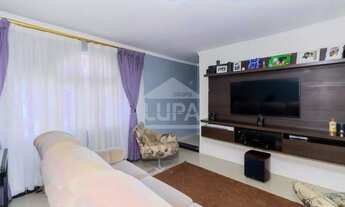 Imagem: Sobrado com 3 dormitórios e 2 banheiros