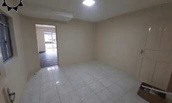 Imagem 2: CASA - CENTRO Galpão / depósito com 1 vaga na garagem