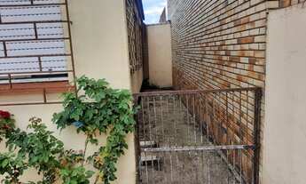 Imagem 4: Casa com 3 dormitórios para alugar, 200 m² por R$ 2.200/mês - Santa Tereza - Porto Alegre