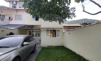 Imagem 2: Agatê Imóveis vende Excelente Casa Triplex por R 685 mil reais - Piratininga - Niterói - R