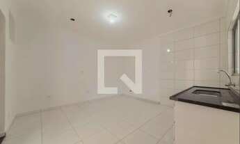 Imagem 2: Casa para Aluguel - Santa Teresinha, 2 Quartos, 43 m2