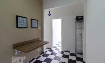 Imagem 3: Apartamento para Aluguel - Catete, 2 Quartos, 46 m2