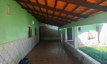 Imagem 4: ÁREA COM 1260 METROS QUADRADOS SENDO 36 METROS DE FRENTE E 35 DE LATERAIS, PRÓX A AVENIDA