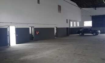 Imagem 3: Galpão/Depósito/Armazém para aluguel tem 1070 metros quadrados