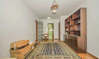 Imagem 3: Excelente apartamento no Cosme Velho Sala ampla, clara e arejada em dois ambientes