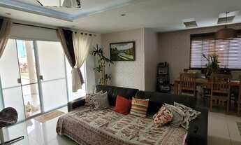 Imagem 3: Casa de condomínio para venda tem 271 metros quadrados com 4 suítes