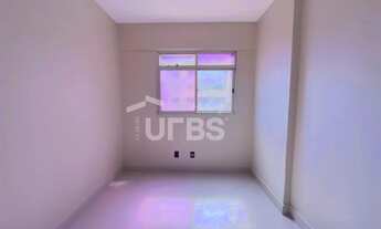 Imagem 3: Apartamento de 2 quartos completamente reformado a 1 quarteirão da T-63