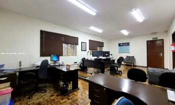 Imagem 6: Imóvel Comercial para Venda em Londrina, Jardim Presidente, 6 dormitórios, 2 banheiros, 5