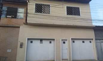 Imagem: VENDO CASA TERREO E 1º PISO GARAGEM AMPLA