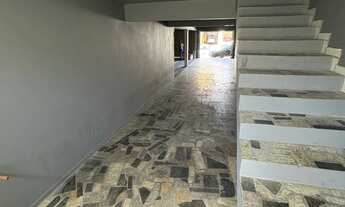 Imagem 4: Alugo sala comercial interessados chama direct que mando vidio de todas as partes