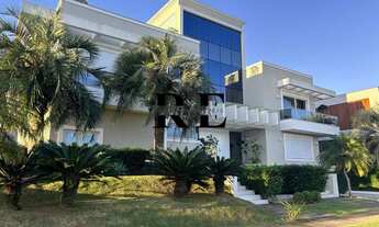 Imagem: Casa de Luxo em Condomínio Premier à venda