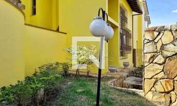 Imagem 7: Casa à Venda - Sagrada Família, 6 Quartos, 400 m2