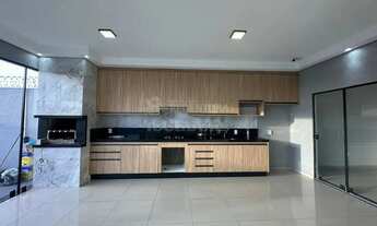 Imagem 7: Casa com 2 dormitórios com ares condicionados vagas de garagem e piscina