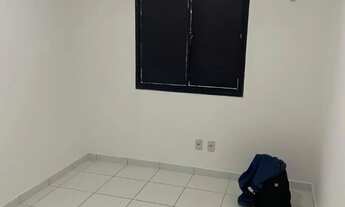 Imagem 3: ALUGO APARTAMENTO BEM LOCALIZADO