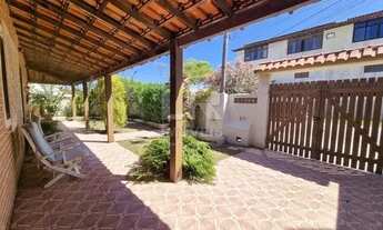 Imagem 3: Casa com 4 quartos em rua asfaltada na 2ª quadra da orla da praia *CC06