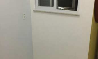 Imagem 2: Quarto e sala com 2o quarto revertido para social, excelente apto., reformado, vaga de gar