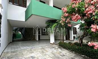 Imagem 2: Casa ampla em Piedade | 300m² | 6 quartos (4 suítes) | 3 vagas | Churrasqueira