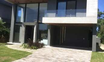 Imagem 2: SYMPOU VENDE Magnífica casa NOVA, mobiliada, nunca habitada, no condomínio Bosques em Atlâ