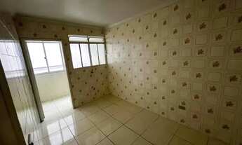 Imagem 4: BENTOALVES aluga apto 02 dorm., peças amplas, 01 vaga, no Centro - Caxias do Sul - RS