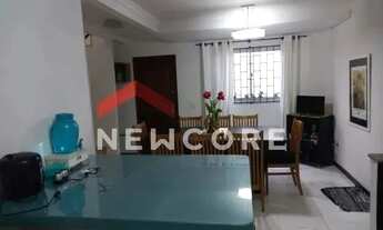 Imagem 2: Sobrado em Rua Desembargador Edison Nobre de Lacerda - Santa Felicidade - Curitiba/PR