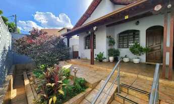 Imagem: Casa à Venda em São João Batista, Belo