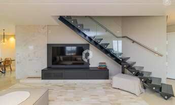 Imagem 3: Cobertura duplex luxuosa e mobiliada