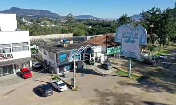 Imagem 5: Casa de Alvenaria - Galpão - Sala Comercial - Venda - 02 quartos - 913m² - Rodovia BR-470