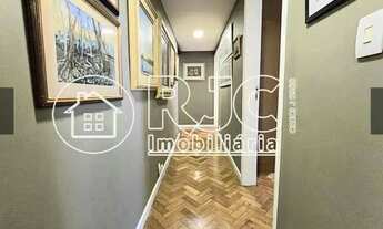 Imagem 7: Rua Conde de Bonfim , coladinho ao metrô Uruguai, farto comercio e transportes ao redor